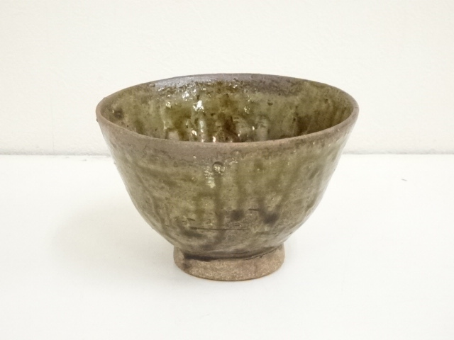 JAPANESE TEA CEREMONY / TEA BOWL CHAWAN / ASH GLAZE 